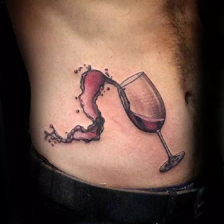 创意红酒杯的一组酒杯纹身图案欣赏