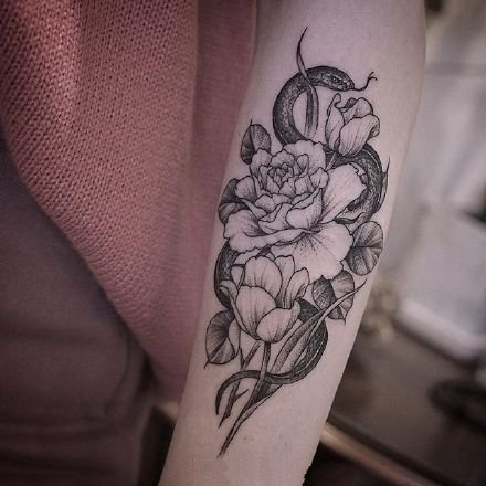 很不错的一组黑灰色纹身图案图片推荐