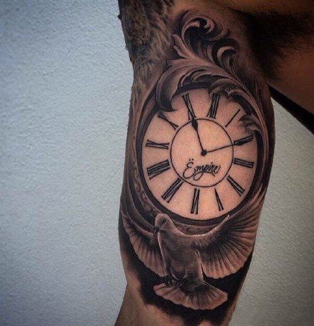 手臂胳膊上的欧美黑灰钟表玫瑰纹身图案9张