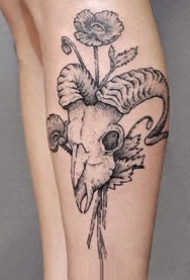 优秀的一组黑灰点刺纹身图案作品15张