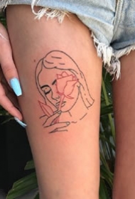 来自国外纹身师的红黑线条组成的创意纹身图案