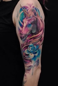 女生喜欢的独角兽的一组纹身图案和手稿9张