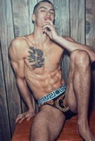 几张欧美纹身帅哥boys纹身图片欣赏