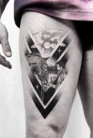 漂亮的黑灰几何点刺纹身作品图案9张