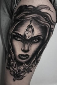 欧美暗黑风格的大黑灰写实纹身图案作品