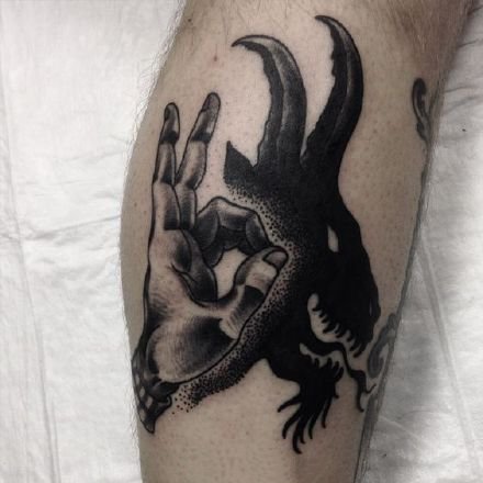 手和影子相组合的创意手影纹身图案图片