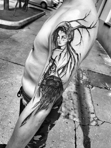 Inez Janiak伊內兹 贾尼亚克的素描纹身图案作品