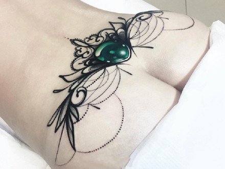 女生喜欢的宝石纹身图案图片