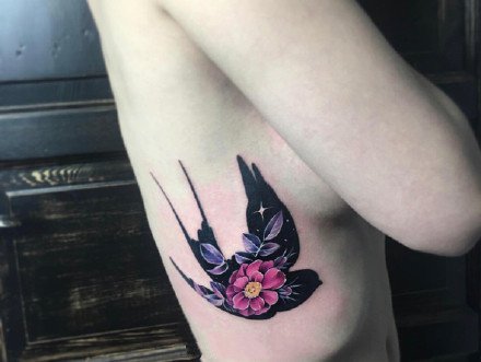 女生喜欢的宝石纹身图案图片