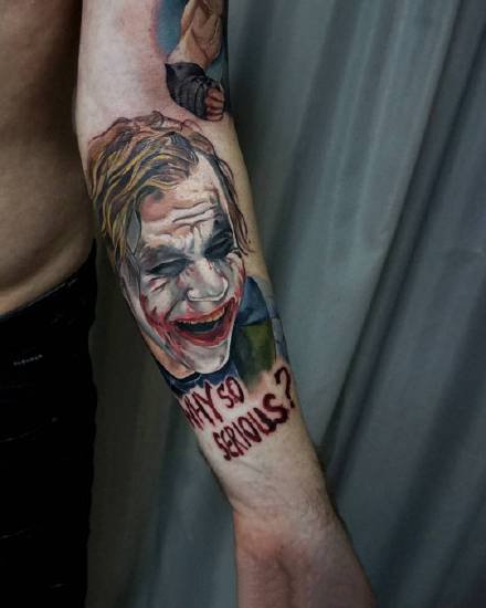 有点写实感觉的创意欧美彩色人物纹身图案