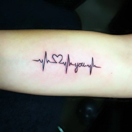 关于心电图的一组创意心电图线条纹身图案