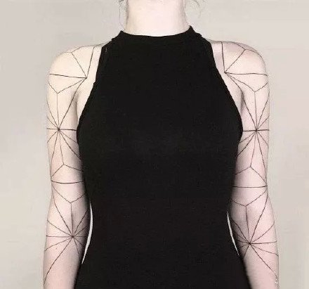 很简洁的线条组成的简约纹身图案作品9张