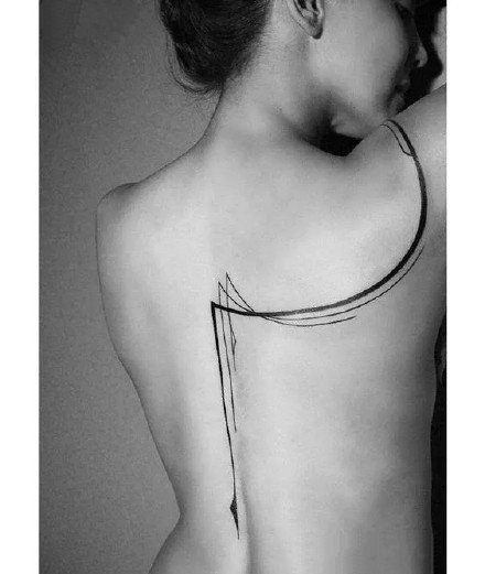 很简洁的线条组成的简约纹身图案作品9张
