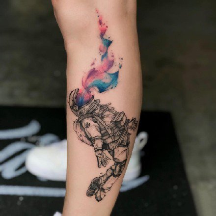 9张很漂亮的一组手臂重彩色纹身图案作品