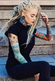 9张脏辫纹身美女小姐姐套图图片欣赏