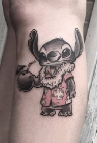 纹在手臂的一组创意黑色点刺纹身图案9张