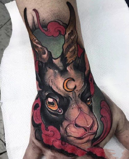 混合动漫与school元素的彩色纹身图案欣赏