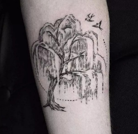很酷的一组小树主题的纹身图案9张