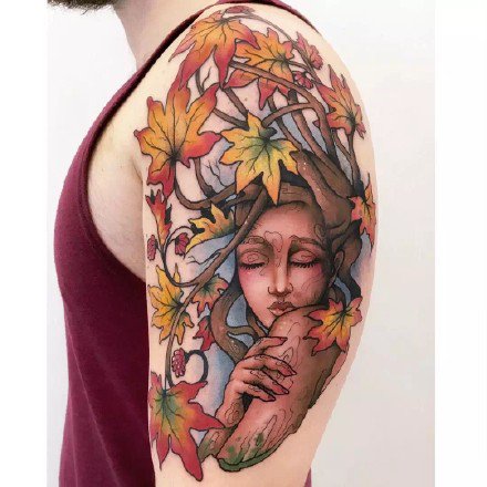 关于女孩子的一组小彩色女生纹身图案