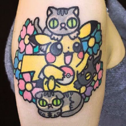 一组关于皮卡丘的一组动漫卡通小纹身图案