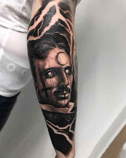暗黑风格的一组写实人物纹身作品图案9张