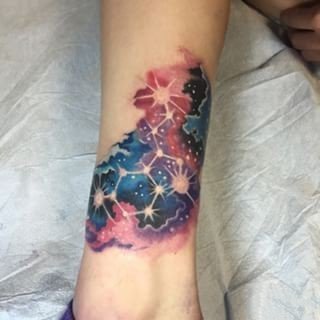 十二星座之处女座的一组星座纹身图案9张