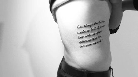 小字母纹身：9张很简约又好看的小字母纹身图案