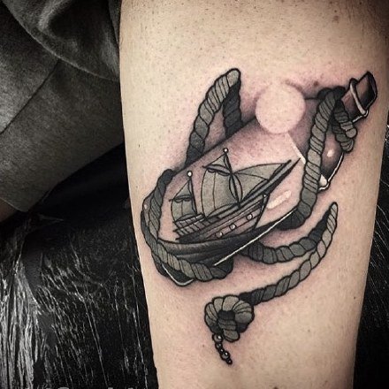 黑灰oldschool小纹身：9张oldschool风格的一组黑灰小纹身图案