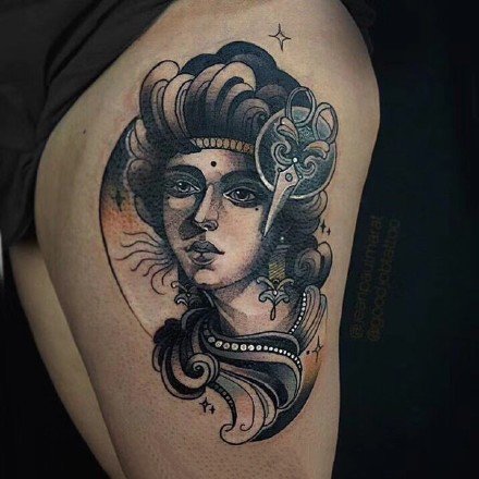 手臂女郎纹身：9张大臂和腿部的一组彩色女郎纹身图案