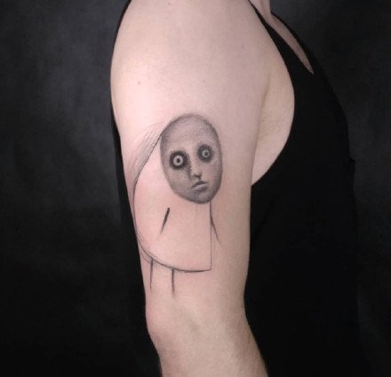 有点暗黑又有点可爱的手臂腿部小纹身图案欣赏