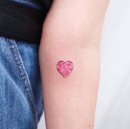 很简单的一组简约珠宝钻石纹身图案欣赏