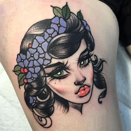 oldschool风格的一组欧美小女郎纹身图案