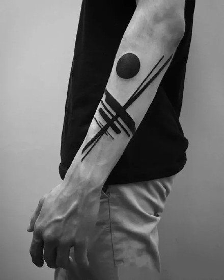 帅气几何图腾：适合男性很好看的黑色图腾几何纹身图案9张