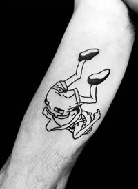 黑色调的一组个性小纹身图案9张