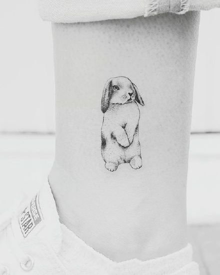 小兔子纹身：黑灰色的9张小兔子纹身作品9张