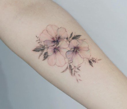 很小清新的一组女生小花朵纹身图案