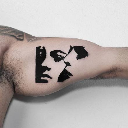 深黑色调的一组scohool风格的纹身图案9张