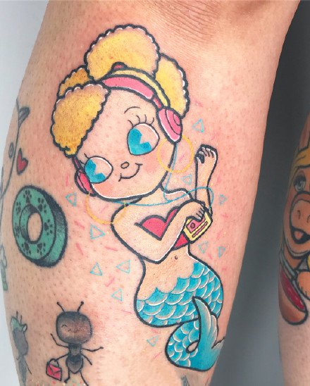 很可爱的一组小彩色卡通Q版美人鱼纹身图案