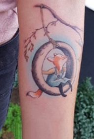 胳膊小图案纹身：纹在小臂上的彩色小清新简约纹身图案