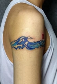 很简约的一组小清新彩色纹身图案欣赏