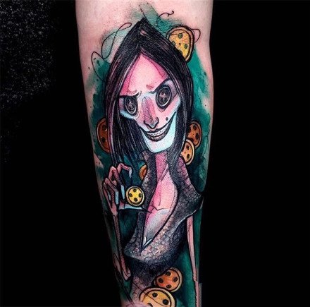 重彩色的一组卡通小腿纹身图案9张