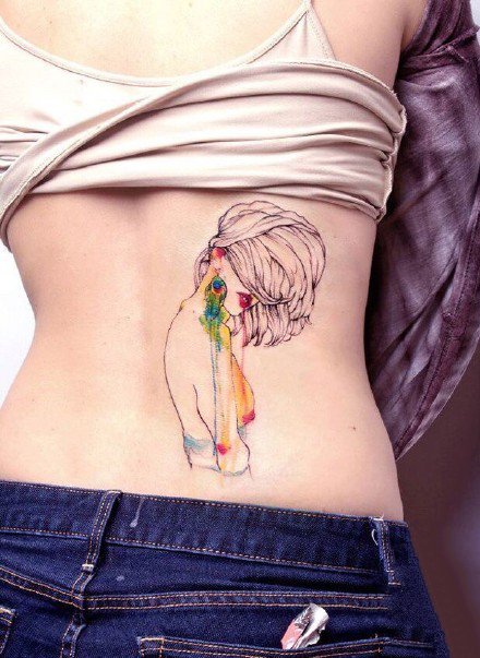 水彩色的一组女孩创意纹身图案欣赏