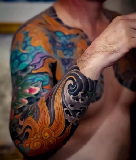 花臂：一组老传统风格的大花臂纹身图片