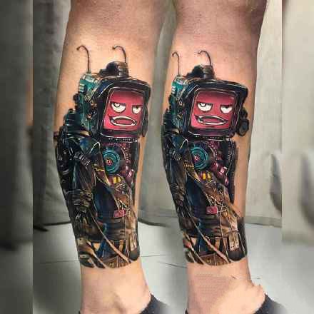 欧美科幻电影中的彩色纹身图案欣赏