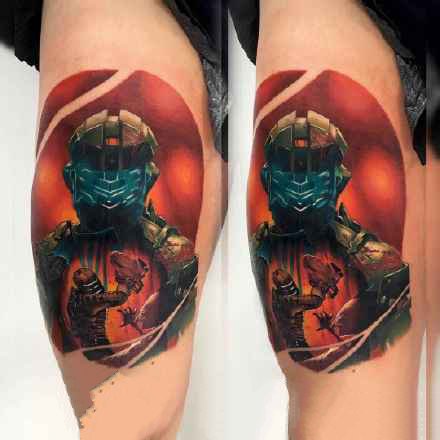 欧美科幻电影中的彩色纹身图案欣赏