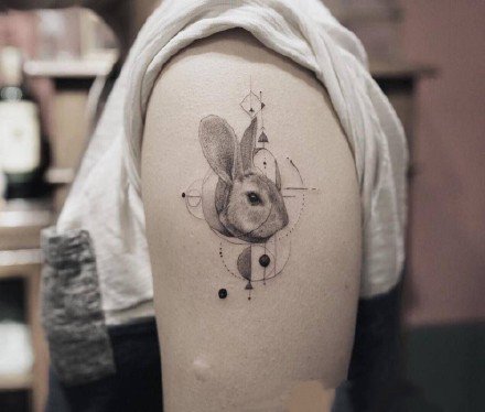 很可爱的一组小兔子纹身图案欣赏