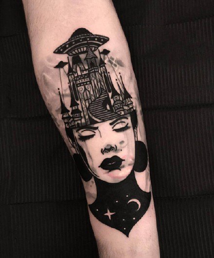 黑灰女郎+点刺风格的一组女郎黑灰纹身图案