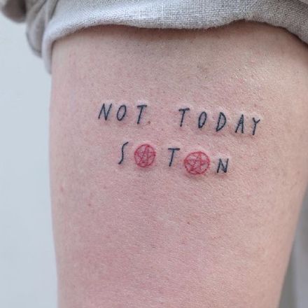 超简约的一组手臂上小图纹身图片欣赏