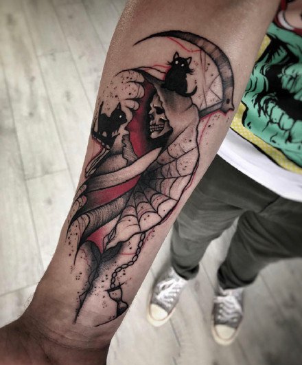 有点暗黑的红黑色调的一组纹身图案9张