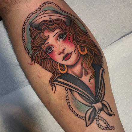 18张old school风格的摩登女郎纹身图案
